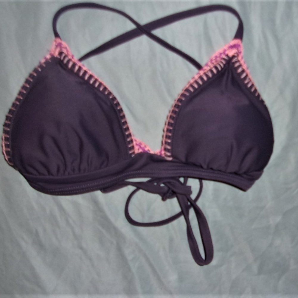 🌟 swim suit gray pink crochet padded womens bikini top small